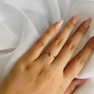 ANEL DE LETRA A DOURADO. BANHADO A OURO 18K.