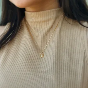 PINGENTE CUIA DE CHIMARRÃO. BANHADO A OURO 18K.