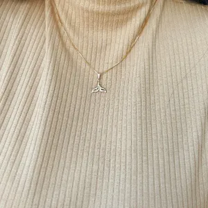 PINGENTE CAUDA DE SEREIA. BANHADO A OURO 18K.