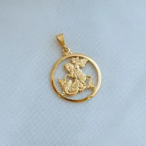 PINGENTE SÃO JORGE VAZADO. BANHADO A OURO 18K.