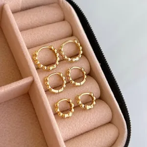 TRIO ARGOLA BOLINHA (P/M/G). BANHADO A OURO 18K.