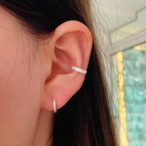PIERCING CRAVEJADO EM PRATA 925.