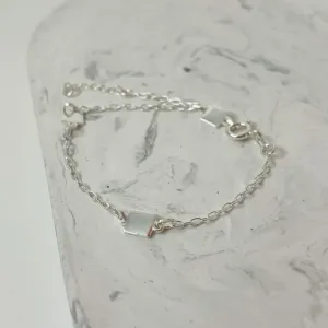 PULSEIRA 3 QUADRADOS. 18CM DE COMPRIMENTO E 2CM DE REGULAGEM. EM PRATA 925.