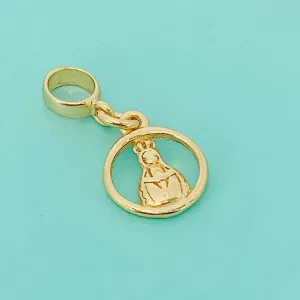 BERLOQUE CÍRCULO NOSSA SENHORA. BANHADO A OURO 18K.