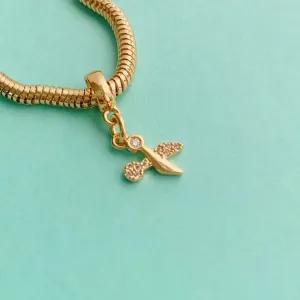 BERLOQUE TESOURA COM DETALHE CRAVEJADO. BANHADO A OURO 18K.