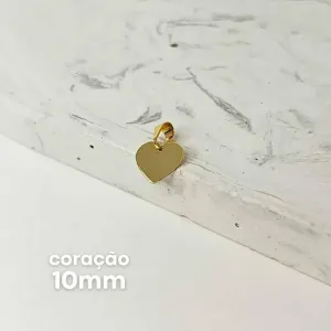 PINGENTE PERSONALIZADO MEDALHA CORAÇÃO 10MM DOURADO. BANHADO A OURO 18K.