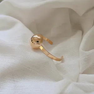 PULSEIRA BRACELETE MEIA ESFERA. 5,5CM DE DIÂMETRO. BANHADA A OURO 18K.