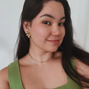 CHOKER ARO. 11,5CM DE DIÂMETRO INTERNO. BANHADA A OURO 18K.