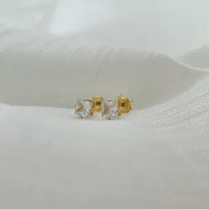 BRINCO PONTO DE LUZ QUADRADO G COM 5MM. BANHADO A OURO 18K.