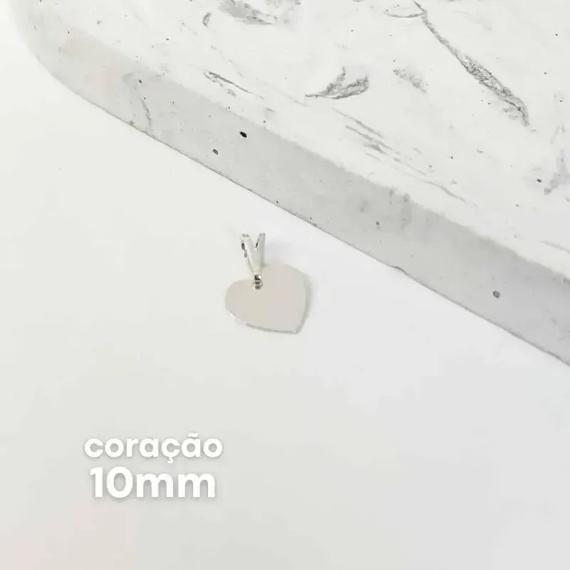 PINGENTE PERSONALIZADO MEDALHA CORAÇÃO 10MM PRATEADO. BANHADO A PRATA.