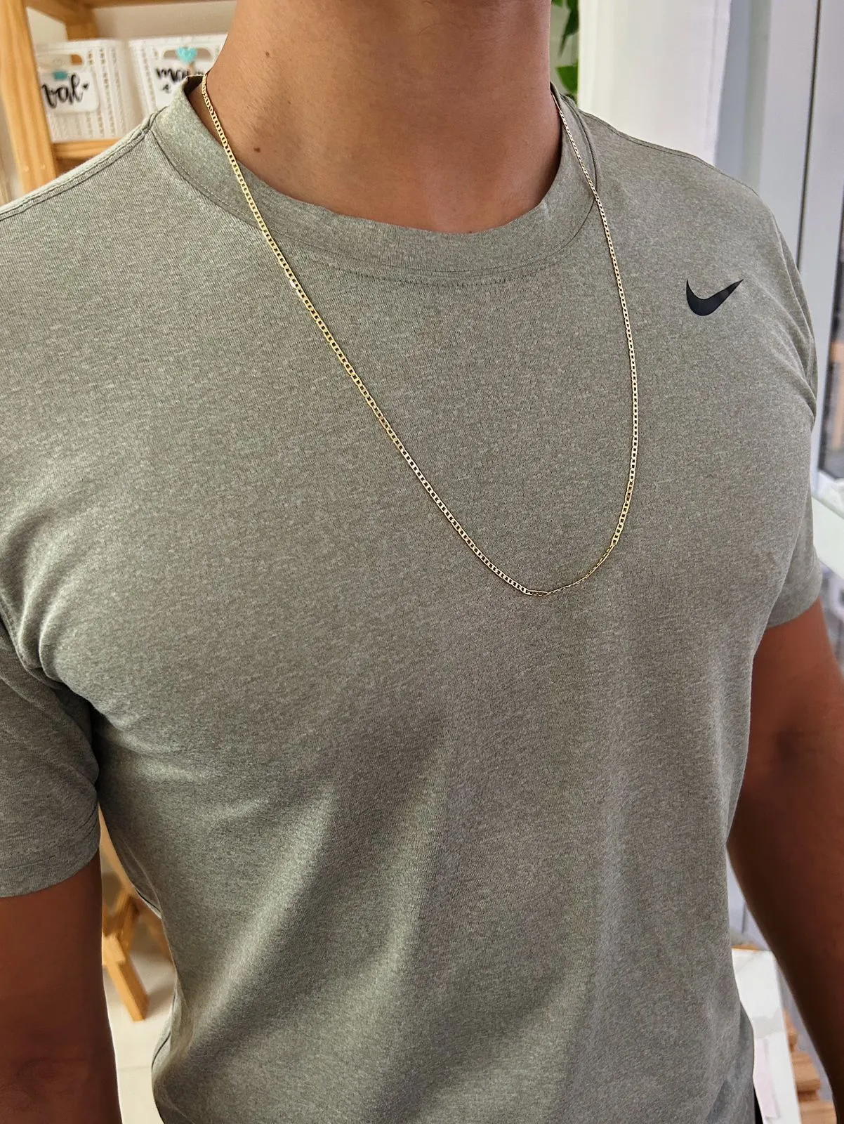 COLAR LACRE. 70CM DE COMPRIMENTO. BANHADO A OURO 18K.