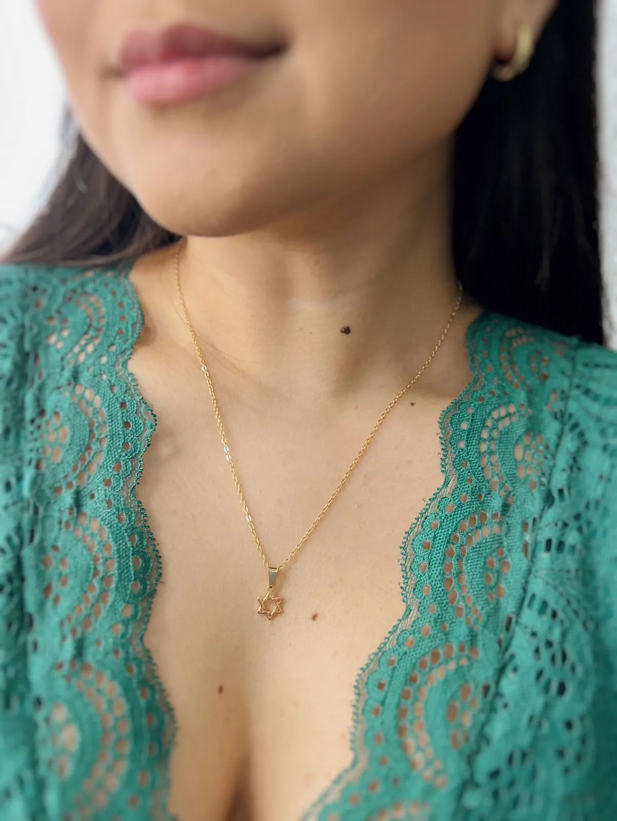 COLAR MINI ELOS PORTUGUÊS. 50CM DE COMPRIMENTO. BANHADO A OURO 18K.