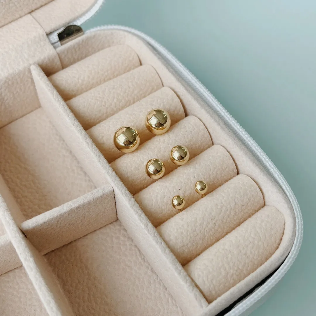 BRINCO BOLINHA LISA 3MM. BANHADO A OURO 18K.