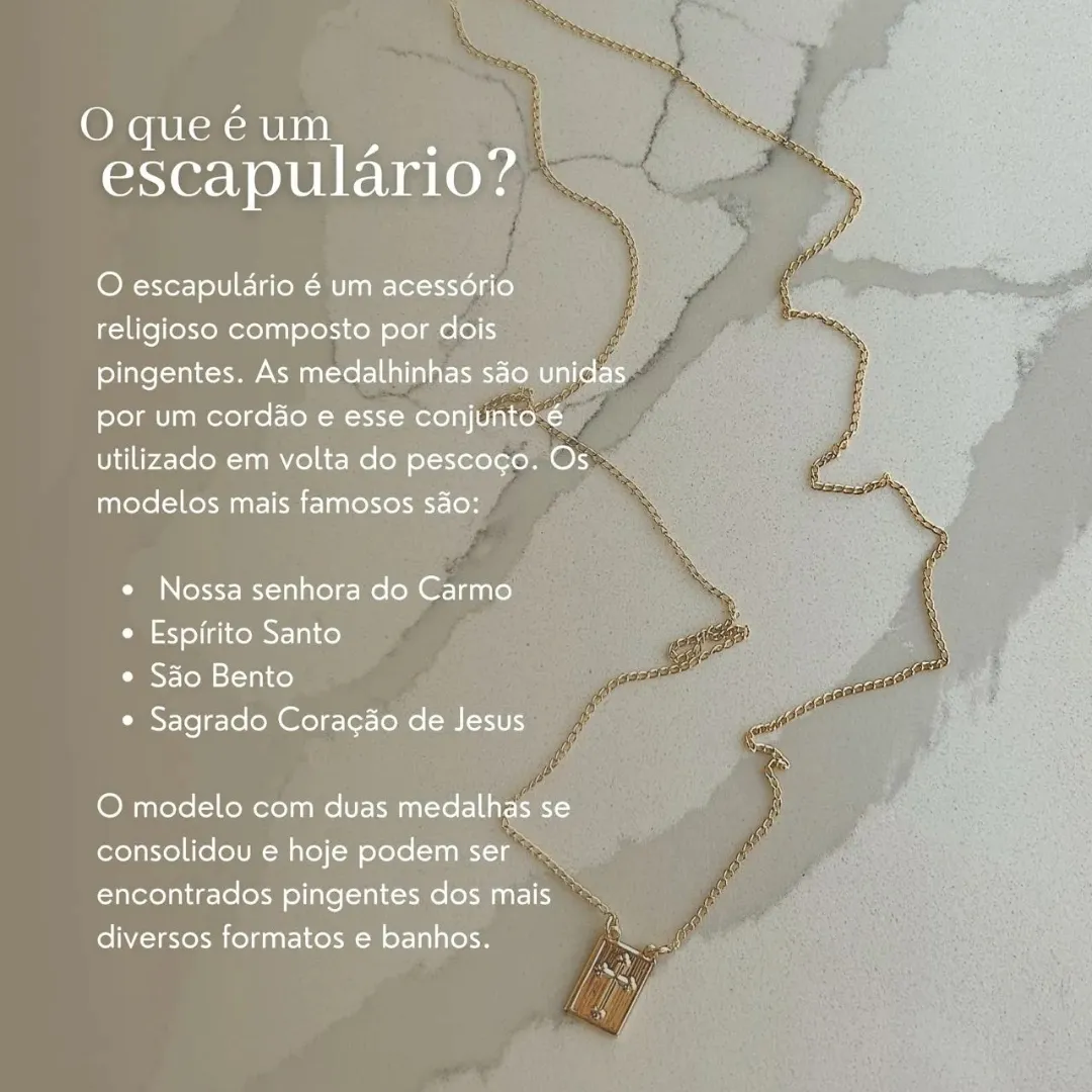 COLAR ESCAPULÁRIO MEDALHA OVAL COM ESPÍRITO SANTO E CRUZ VAZADOS. 70CM DE COMPRIMENTO E PLAQUINHA COM 8MM. EM PRATA 925