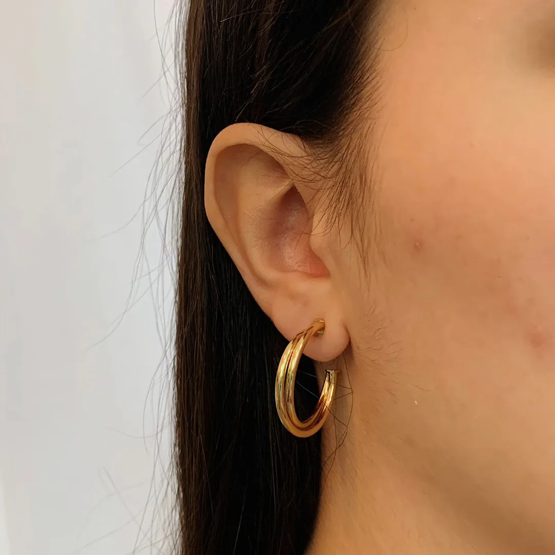 BRINCO ARGOLA TUBO CRUZADA MEDIA BANHADA A OURO 18K