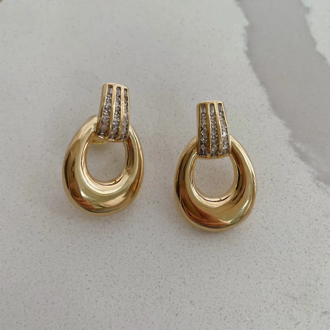 BRINCO FRONTAL JK BATENTE COM ZIRCONIA