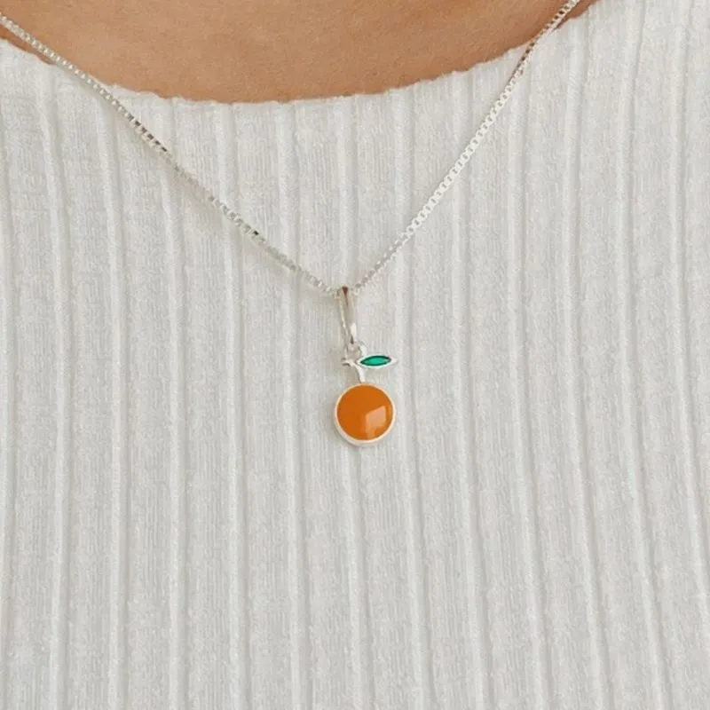 COLAR DE FRUTA LARANJA. 45CM DE COMPRIMENTO. EM PRATA 925.