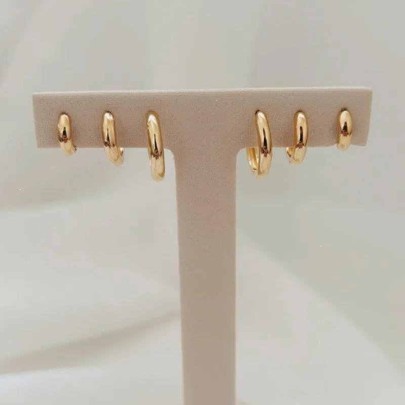 TRIO ARGOLA LISO FINO. TAMANHO P/M/G. BANHADO A OURO 18K.